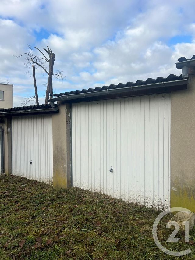 parking à louer - 12.0 m2 - MELUN - 77 - ILE-DE-FRANCE - Century 21 Cerim