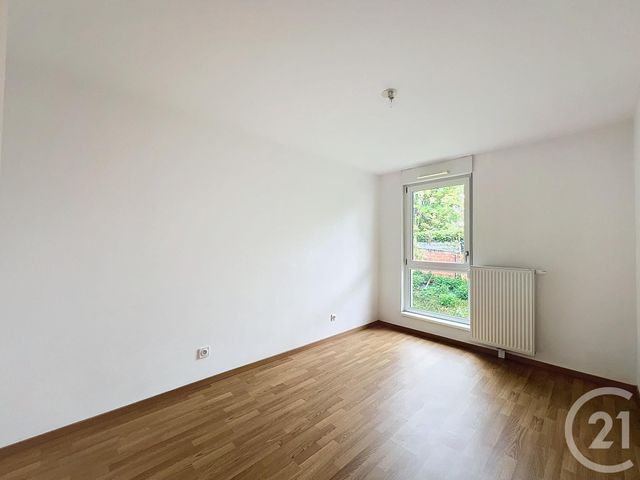 Afficher la photo en grand Appartement F2 à louer - 2 pièces - 42.5 m2 - MELUN - 77 - ILE-DE-FRANCE - Century 21 Cerim