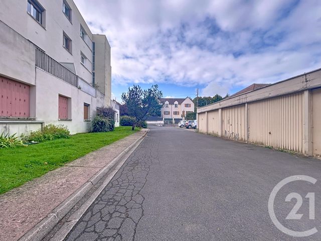 Appartement F3 à vendre - 3 pièces - 59.85 m2 - MELUN - 77 - ILE-DE-FRANCE - Century 21 Cerim