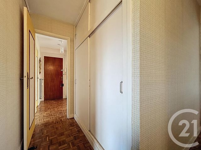 Appartement F3 à vendre - 3 pièces - 59.85 m2 - MELUN - 77 - ILE-DE-FRANCE - Century 21 Cerim