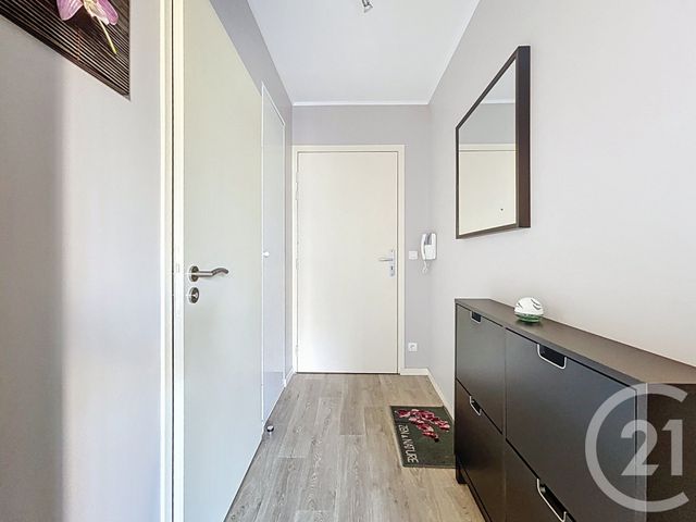 Appartement F2 à vendre - 2 pièces - 42.46 m2 - DAMMARIE LES LYS - 77 - ILE-DE-FRANCE - Century 21 Cerim