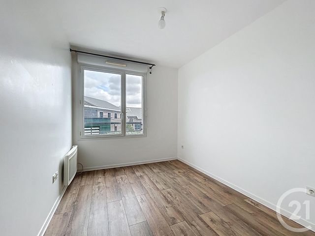 Appartement F4 à vendre - 4 pièces - 85.04 m2 - DAMMARIE LES LYS - 77 - ILE-DE-FRANCE - Century 21 Cerim