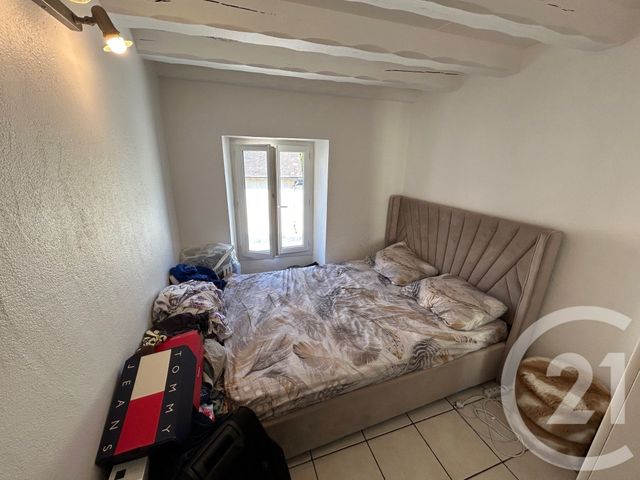 Appartement F1 à vendre - 1 pièce - 23.0 m2 - LE CHATELET EN BRIE - 77 - ILE-DE-FRANCE - Century 21 Cerim