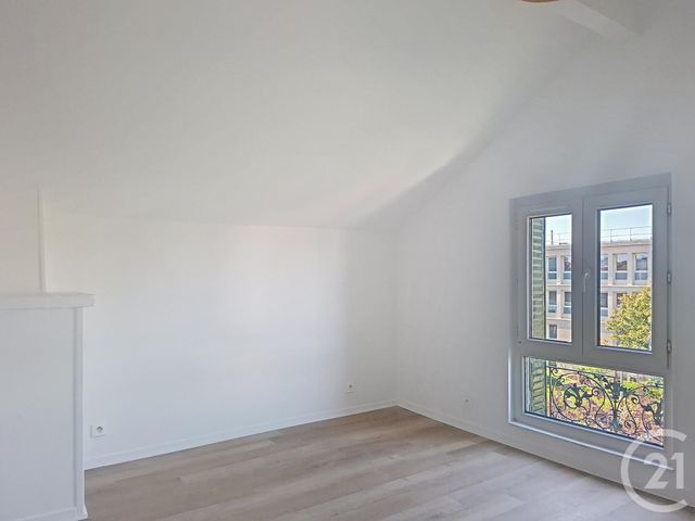 maison à vendre - 9 pièces - 165.0 m2 - MELUN - 77 - ILE-DE-FRANCE - Century 21 Cerim