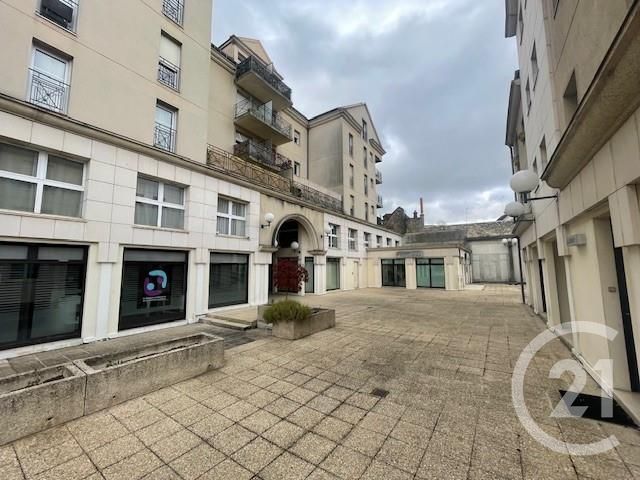Appartement F2 à vendre - 2 pièces - 51.84 m2 - MELUN - 77 - ILE-DE-FRANCE - Century 21 Cerim