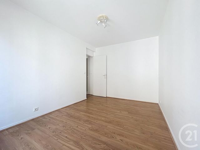 Appartement F2 à vendre - 2 pièces - 51.84 m2 - MELUN - 77 - ILE-DE-FRANCE - Century 21 Cerim