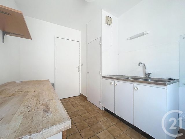 Appartement F2 à vendre - 2 pièces - 51.84 m2 - MELUN - 77 - ILE-DE-FRANCE - Century 21 Cerim