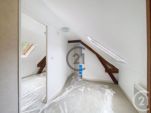 Appartement Duplex à louer - 4 pièces - 63.88 m2 - LE MEE SUR SEINE - 77 - ILE-DE-FRANCE - Century 21 Cerim