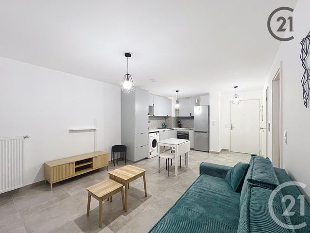 Appartement F2 à louer - 2 pièces - 40.6 m2 - DAMMARIE LES LYS - 77 - ILE-DE-FRANCE - Century 21 Cerim