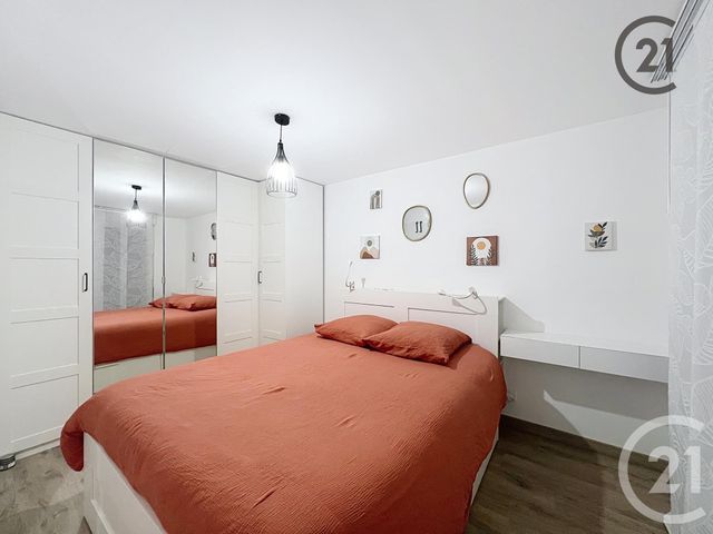 Appartement F2 à louer - 2 pièces - 40.6 m2 - DAMMARIE LES LYS - 77 - ILE-DE-FRANCE - Century 21 Cerim