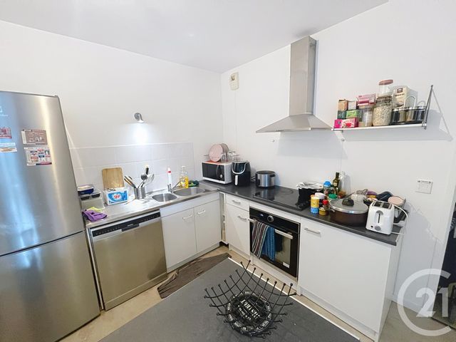 Appartement F3 à vendre - 3 pièces - 63.0 m2 - DAMMARIE LES LYS - 77 - ILE-DE-FRANCE - Century 21 Cerim