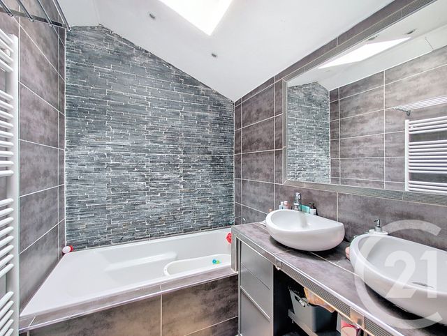 maison à vendre - 3 pièces - 76.37 m2 - MELUN - 77 - ILE-DE-FRANCE - Century 21 Cerim