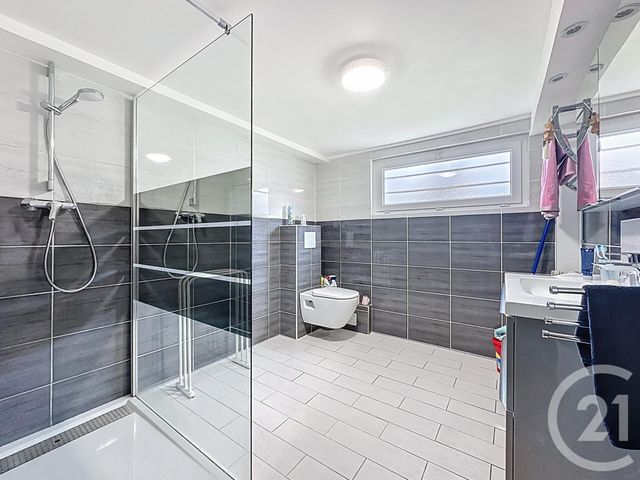 Afficher la photo en grand maison à vendre - 5 pièces - 130.7 m2 - LIVRY SUR SEINE - 77 - ILE-DE-FRANCE - Century 21 Cerim