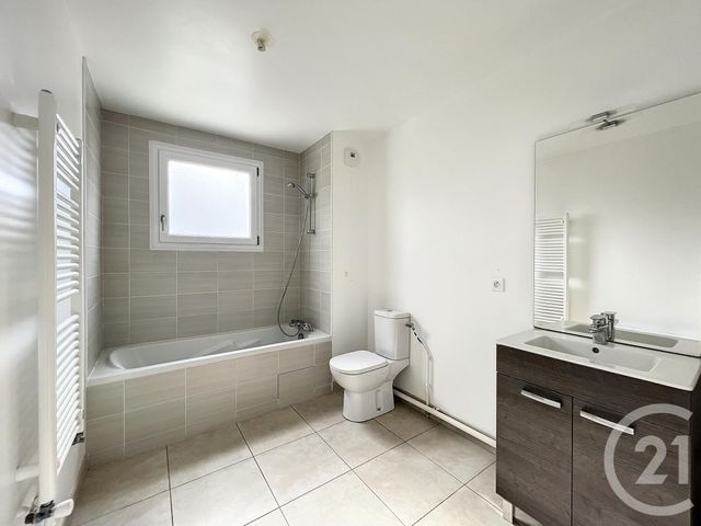 Appartement F2 à louer - 2 pièces - 41.15 m2 - MELUN - 77 - ILE-DE-FRANCE - Century 21 Cerim