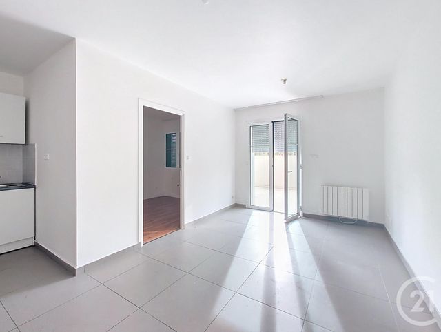 Appartement F2 à vendre - 2 pièces - 39.41 m2 - LE MEE SUR SEINE - 77 - ILE-DE-FRANCE - Century 21 Cerim