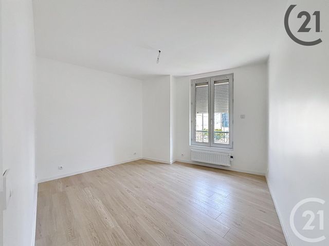 Appartement F3 à louer - 3 pièces - 54.51 m2 - DAMMARIE LES LYS - 77 - ILE-DE-FRANCE - Century 21 Cerim