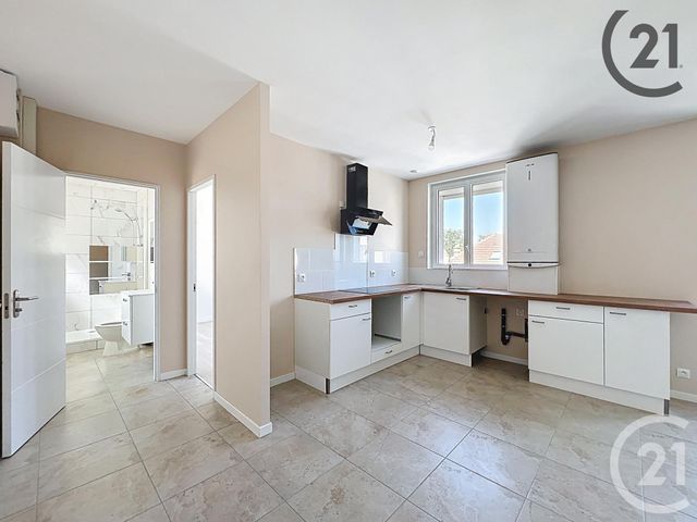 Appartement F3 à louer - 3 pièces - 54.51 m2 - DAMMARIE LES LYS - 77 - ILE-DE-FRANCE - Century 21 Cerim