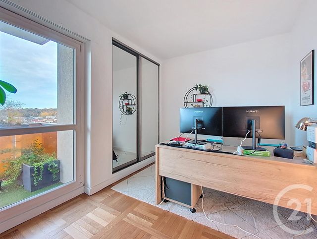 Appartement F4 à vendre - 4 pièces - 85.6 m2 - MELUN - 77 - ILE-DE-FRANCE - Century 21 Cerim