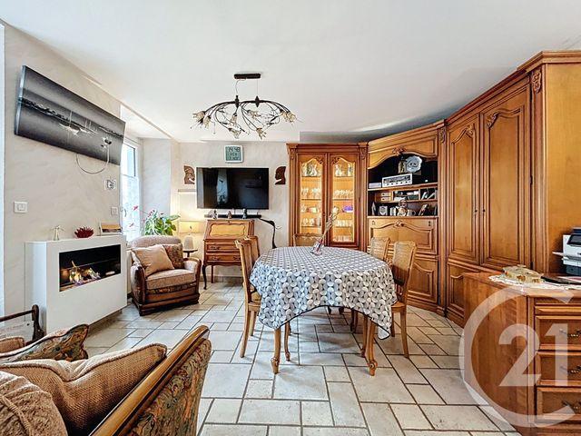 Appartement F2 à vendre - 2 pièces - 61.48 m2 - MELUN - 77 - ILE-DE-FRANCE - Century 21 Cerim