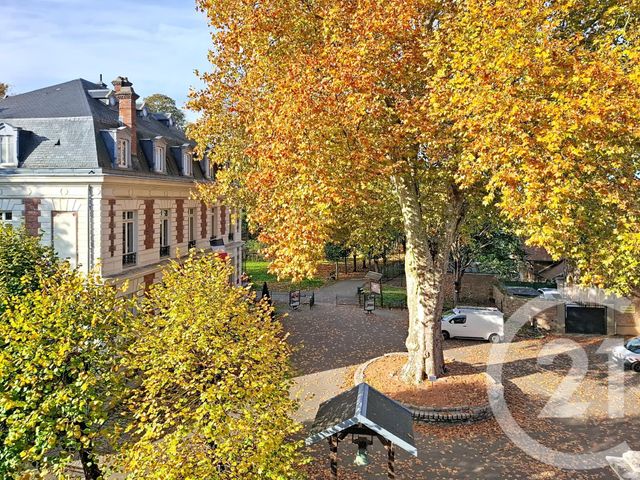 Appartement F2 à vendre - 2 pièces - 35.84 m2 - DAMMARIE LES LYS - 77 - ILE-DE-FRANCE - Century 21 Cerim