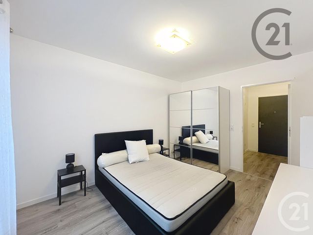 Appartement F2 à louer - 2 pièces - 46.66 m2 - MELUN - 77 - ILE-DE-FRANCE - Century 21 Cerim