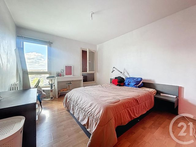 Appartement F4 à vendre - 4 pièces - 82.17 m2 - LE MEE SUR SEINE - 77 - ILE-DE-FRANCE - Century 21 Cerim