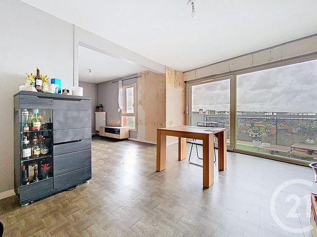 Appartement F4 à vendre - 4 pièces - 77.0 m2 - LE MEE SUR SEINE - 77 - ILE-DE-FRANCE - Century 21 Cerim