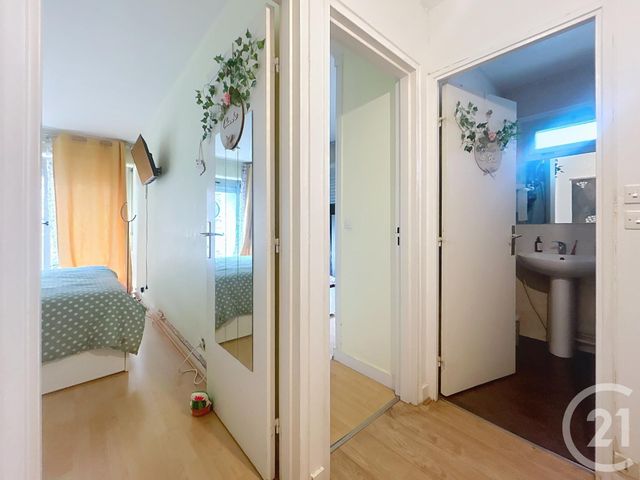 Appartement F3 à vendre - 4 pièces - 75.23 m2 - MELUN - 77 - ILE-DE-FRANCE - Century 21 Cerim