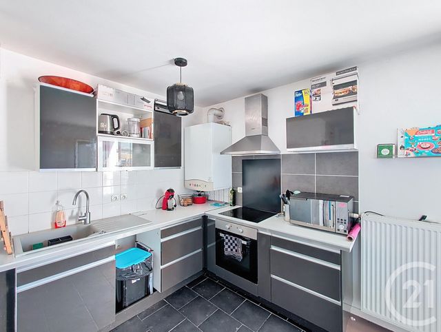 Appartement à vendre - 4 pièces - 89.88 m2 - DAMMARIE LES LYS - 77 - ILE-DE-FRANCE - Century 21 Cerim