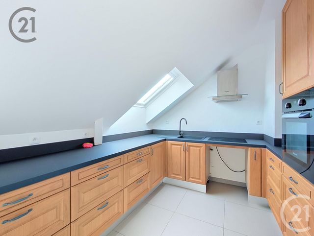 Appartement F4 à vendre - 5 pièces - 64.0 m2 - LE MEE SUR SEINE - 77 - ILE-DE-FRANCE - Century 21 Cerim