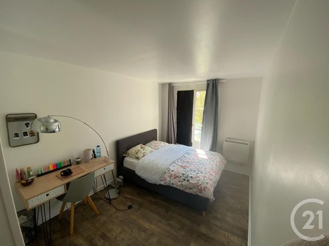 Appartement F5 à vendre - 5 pièces - 107.0 m2 - MELUN - 77 - ILE-DE-FRANCE - Century 21 Cerim