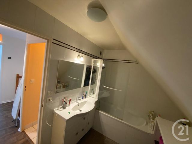 Appartement F5 à vendre - 5 pièces - 107.0 m2 - MELUN - 77 - ILE-DE-FRANCE - Century 21 Cerim