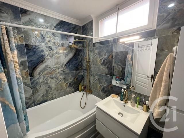 Appartement à vendre - 4 pièces - 83.9 m2 - MELUN - 77 - ILE-DE-FRANCE - Century 21 Cerim