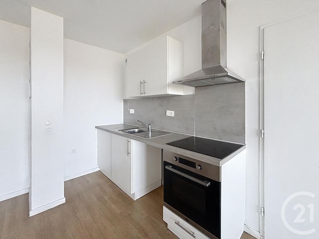 Appartement F3 à louer - 3 pièces - 62.9 m2 - MELUN - 77 - ILE-DE-FRANCE - Century 21 Cerim