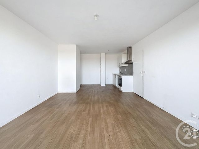 Appartement F3 à louer - 3 pièces - 62.9 m2 - MELUN - 77 - ILE-DE-FRANCE - Century 21 Cerim
