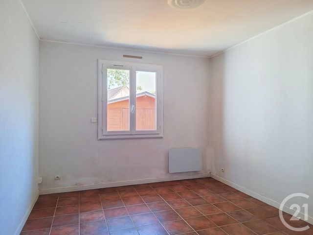maison à vendre - 4 pièces - 97.0 m2 - LE CHATELET EN BRIE - 77 - ILE-DE-FRANCE - Century 21 Cerim