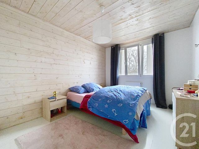 Appartement F2 à vendre - 2 pièces - 57.0 m2 - DAMMARIE LES LYS - 77 - ILE-DE-FRANCE - Century 21 Cerim