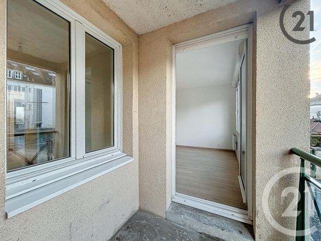 Appartement F3 à louer - 3 pièces - 69.84 m2 - MELUN - 77 - ILE-DE-FRANCE - Century 21 Cerim