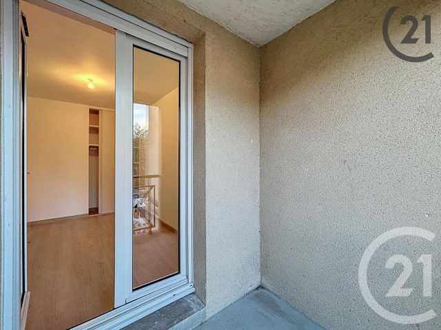 Appartement F3 à louer - 3 pièces - 69.84 m2 - MELUN - 77 - ILE-DE-FRANCE - Century 21 Cerim