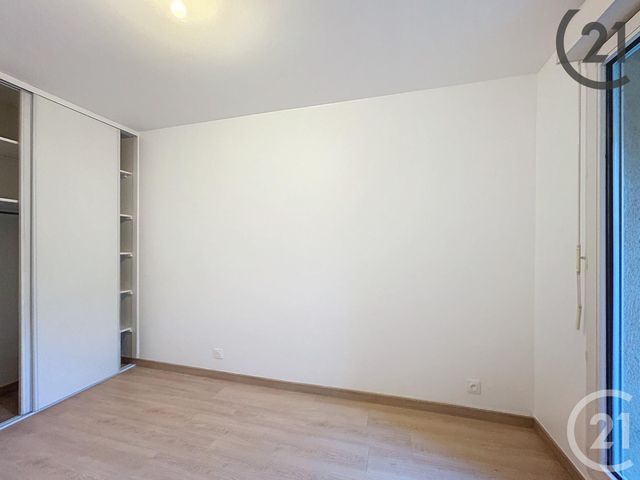 Appartement F3 à louer - 3 pièces - 69.84 m2 - MELUN - 77 - ILE-DE-FRANCE - Century 21 Cerim