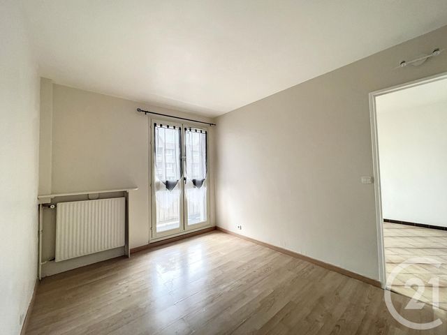 Appartement F3 à louer - 3 pièces - 59.24 m2 - MELUN - 77 - ILE-DE-FRANCE - Century 21 Cerim