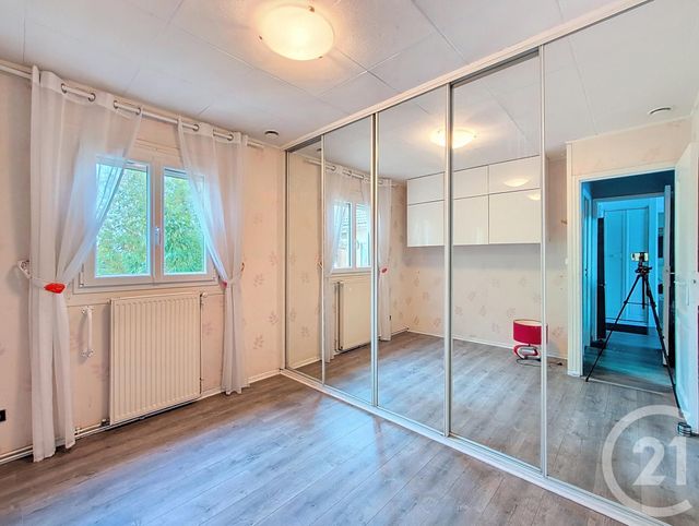 maison à vendre - 5 pièces - 118.0 m2 - VAUX LE PENIL - 77 - ILE-DE-FRANCE - Century 21 Cerim