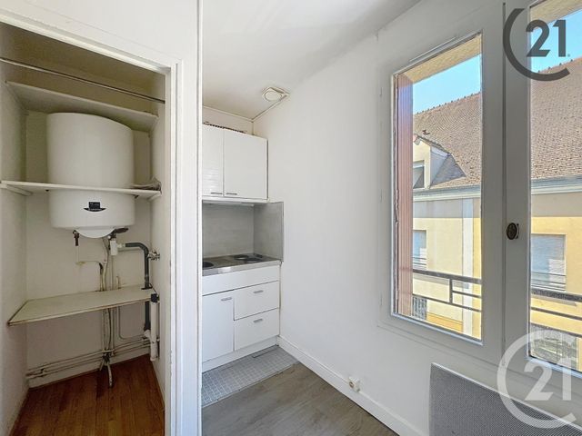 Appartement F1 à louer - 1 pièce - 18.57 m2 - MELUN - 77 - ILE-DE-FRANCE - Century 21 Cerim