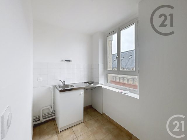 Appartement Duplex à louer - 2 pièces - 23.44 m2 - MELUN - 77 - ILE-DE-FRANCE - Century 21 Cerim