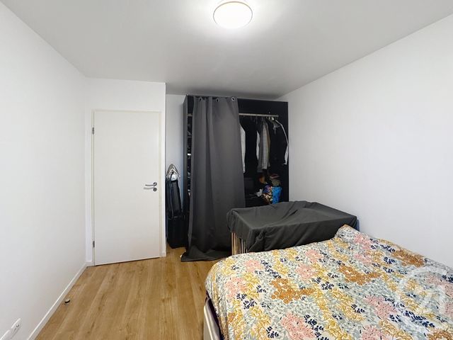 Appartement F3 à vendre - 3 pièces - 57.0 m2 - DAMMARIE LES LYS - 77 - ILE-DE-FRANCE - Century 21 Cerim