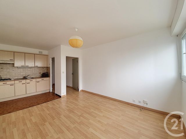 Appartement F1 à vendre - 1 pièce - 26.0 m2 - MELUN - 77 - ILE-DE-FRANCE - Century 21 Cerim