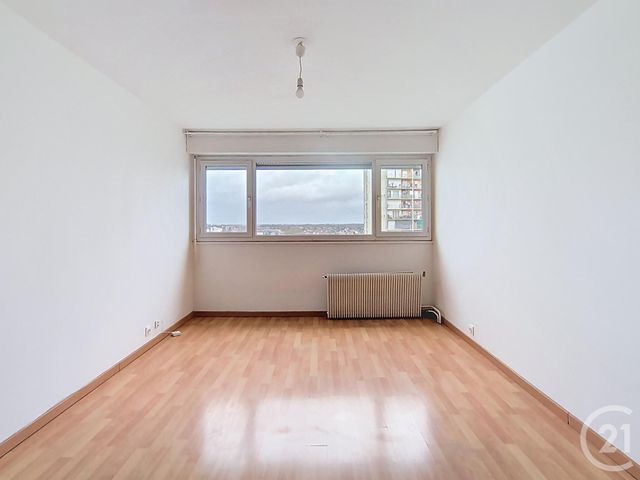 Appartement F1 à vendre - 1 pièce - 26.0 m2 - MELUN - 77 - ILE-DE-FRANCE - Century 21 Cerim