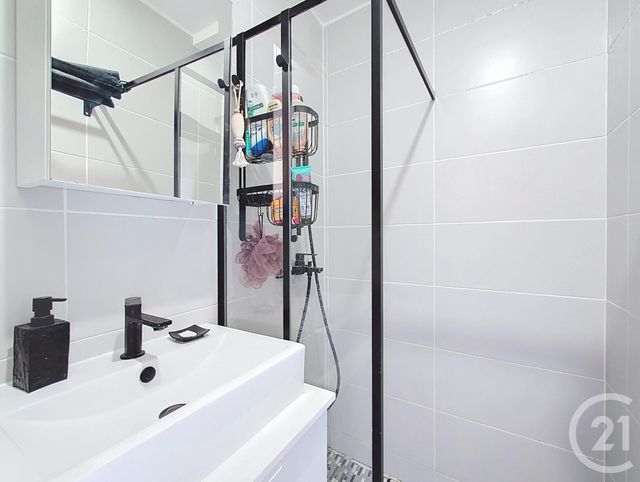 Appartement à vendre - 2 pièces - 37.89 m2 - 77 - ILE-DE-FRANCE - Century 21 Cerim