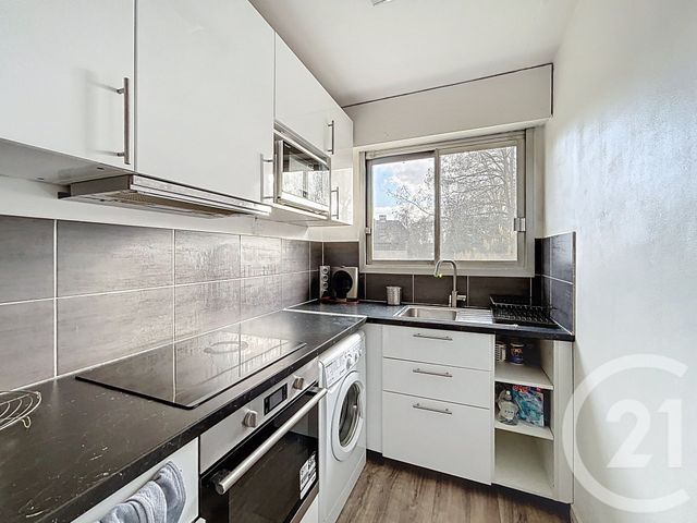 Appartement F2 à vendre - 2 pièces - 48.34 m2 - MELUN - 77 - ILE-DE-FRANCE - Century 21 Cerim