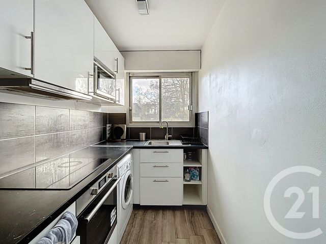 Appartement F2 à vendre - 2 pièces - 48.34 m2 - MELUN - 77 - ILE-DE-FRANCE - Century 21 Cerim